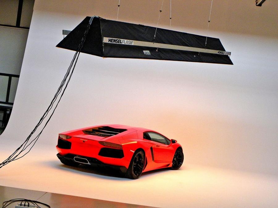  Lamborghini Aventador LP700-4 2011 года  (фото 174 из 204)